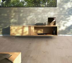 Дуб Традиция отбеленный 1601450 32 класс 8мм