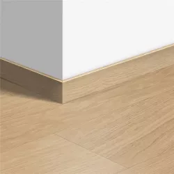 Дуб светлый отборный QSVSKRA40032
