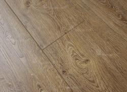 Дуб Брюссель А24008 34 класс 12мм