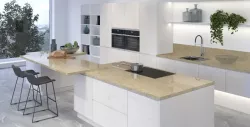 Столешница 242Г Кремовый мрамор 3050*600*38 мм 1 завал R глянцевая
