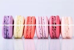 Панно стеклянное Beveled Tile Macarons