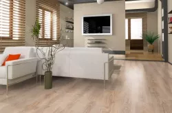 Дуб Ретушированный D2987 32 класс 8мм