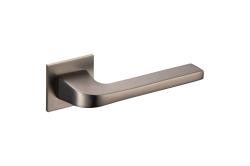Дверные ручки Bend Ash Silver