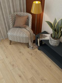 EPL223 Дуб Плейгрин натуральный 33 класс 12мм