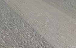 002 Дуб Латте