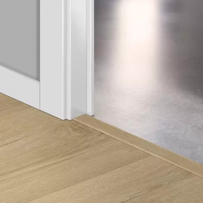 Изображение Подложка, порожки и все сопутствующие для пола Порожки Порог Quick Step Дуб бежевый рустикальный QSINCP04084 